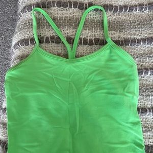 Lululwmon Y workout top